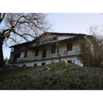 vendesi cascina onore bergamo rustico da ristrutturare terreno bosco